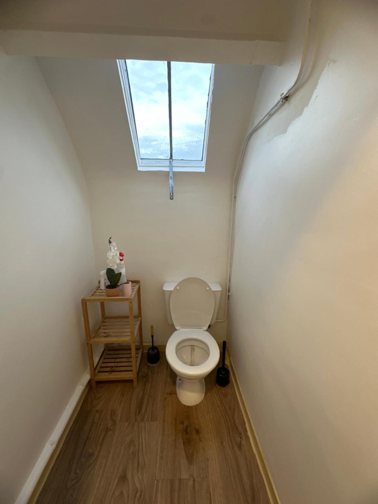 Proche Commodite Et Gare . Centre Appartement